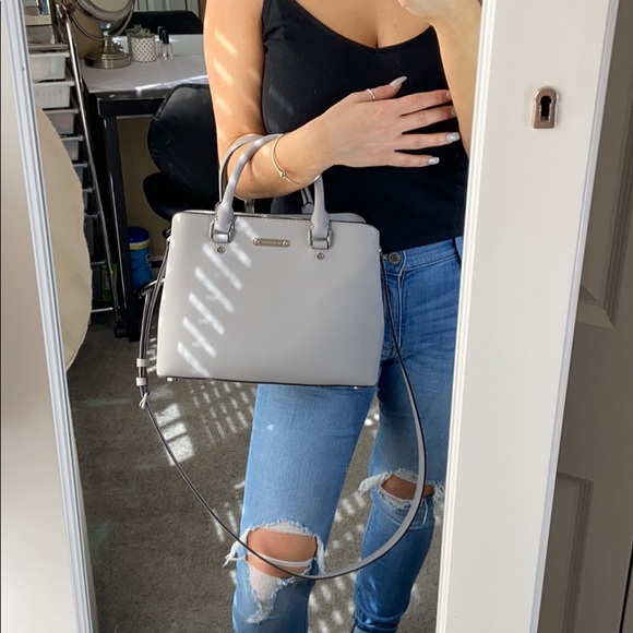 MICHAEL KORS HANDBAG - Picture 2 of 6